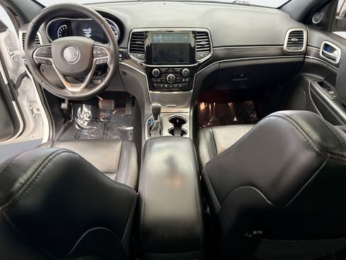 Used 2022 Jeep Grand Cherokee Limited image 14