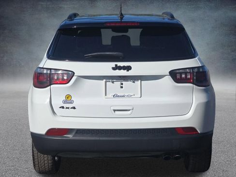 Used 2022 Jeep Compass Latitude w/ Convenience Group AWD/4WD image 6