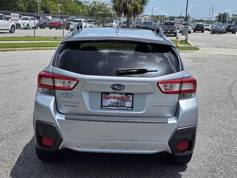 Used 2018 Subaru Crosstrek 2.0i Premium w/ Moonroof Package AWD/4WD image 3