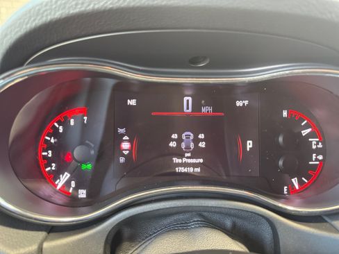 Used 2016 Dodge Durango R/T w/ Blacktop Package RWD image 17