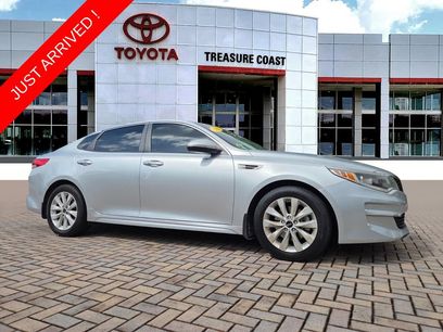 Used 2018 Kia Optima LX w/ 17" Alloy Wheels Package
