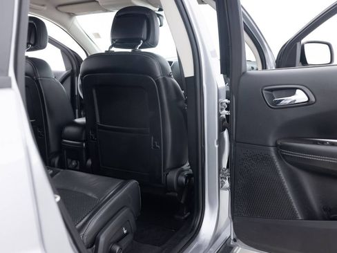Used 2018 Dodge Journey Crossroad AWD/4WD image 30