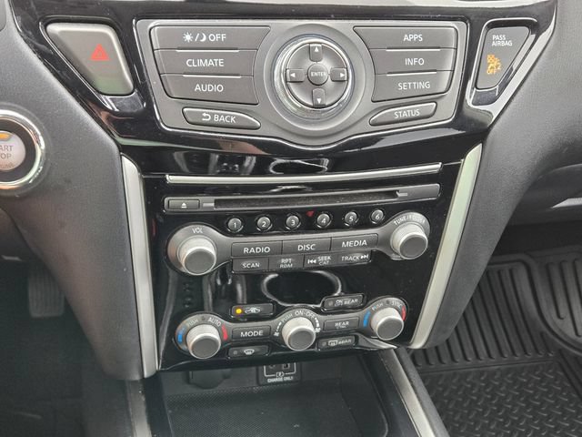 Used 2020 Nissan Pathfinder S FWD image 28