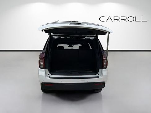 Used 2023 Chevrolet Tahoe Z71 w/ Luxury Package AWD/4WD image 12