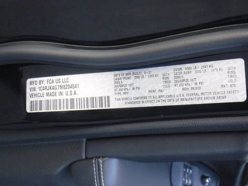 Used 2021 Jeep Grand Cherokee L Laredo image 44