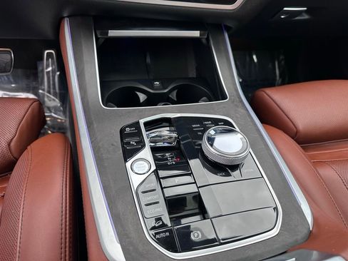 Certified 2025 BMW X5 M60i image 16