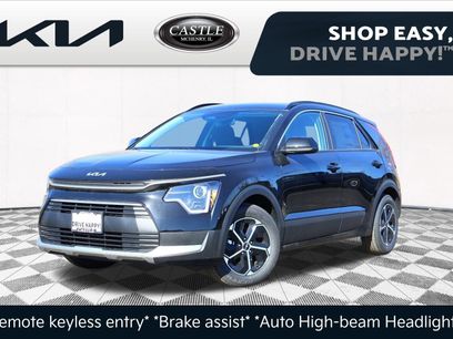 New 2025 Kia Niro LX