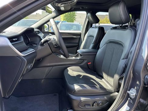 New 2026 Jeep Grand Cherokee L 4WD image 14
