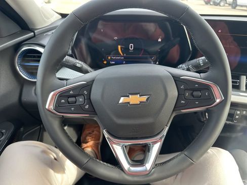 New 2026 Chevrolet Trax LT w/ Driver Confidence Package image 11