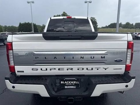 Used 2017 Ford F250 Platinum w/ Platinum Ultimate Package AWD/4WD image 5