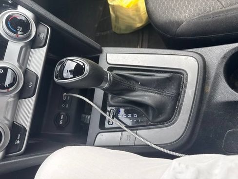 Used 2019 Hyundai Elantra SEL w/ Cargo Package FWD image 23