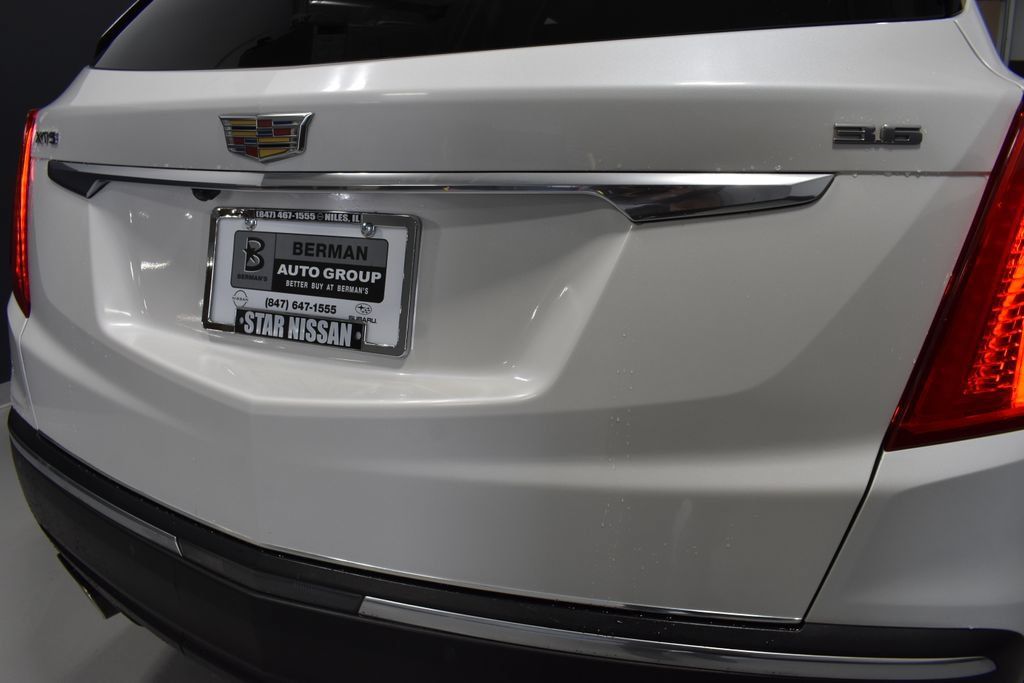 Used 2018 Cadillac XT5 FWD image 12
