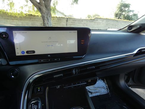 Used 2023 Toyota Mirai image 42