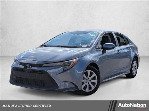 Used 2022 Toyota Corolla LE image 1