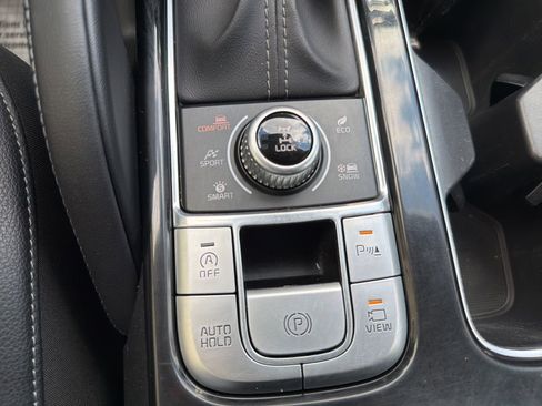 Used 2022 Kia Telluride SX w/ Nightfall Edition Package AWD/4WD image 30