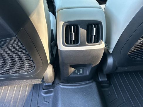 Used 2023 Hyundai Tucson Limited FWD image 28