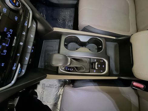 Used 2019 Hyundai Santa Fe Ultimate image 25