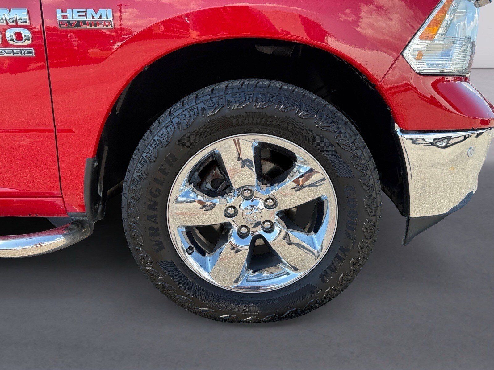 Used 2019 RAM 1500 Big Horn AWD/4WD image 9