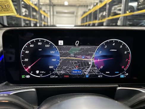 Certified 2024 Mercedes-Benz GLB 250 4MATIC image 18