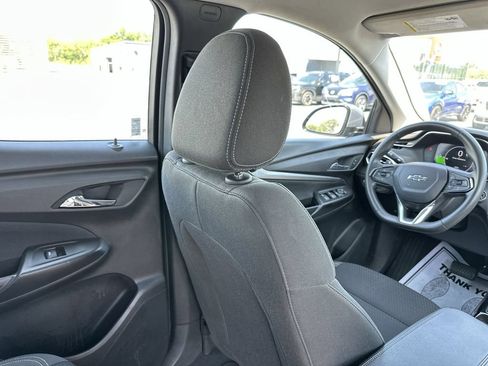 Used 2023 Chevrolet Bolt EUV LT w/ Driver Confidence Package FWD image 15