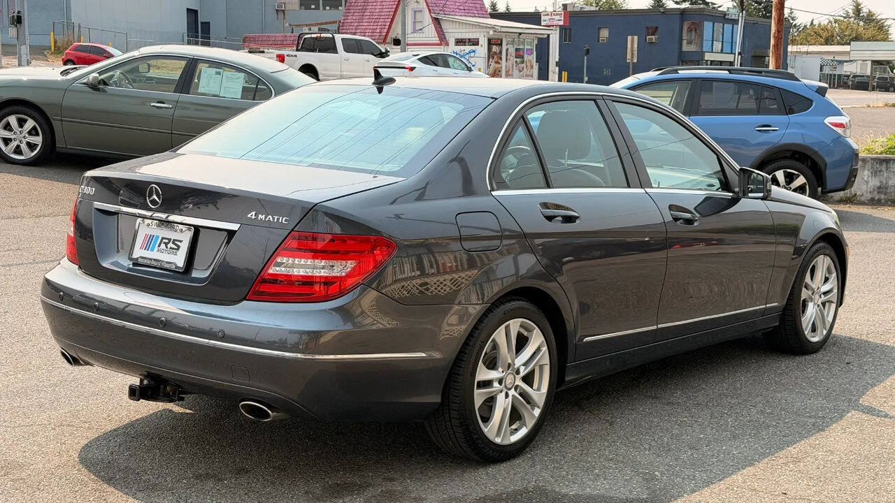 Used 2013 Mercedes-Benz C 300 4MATIC Sedan image 5