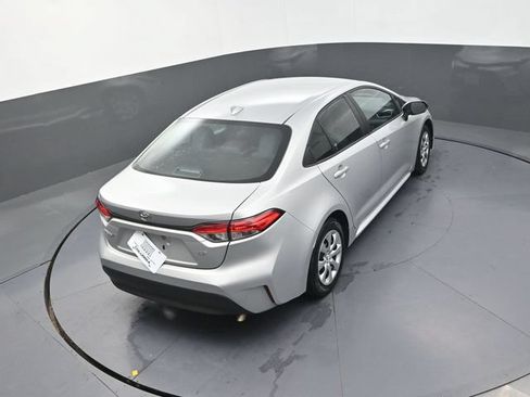 Used 2023 Toyota Corolla LE FWD image 17