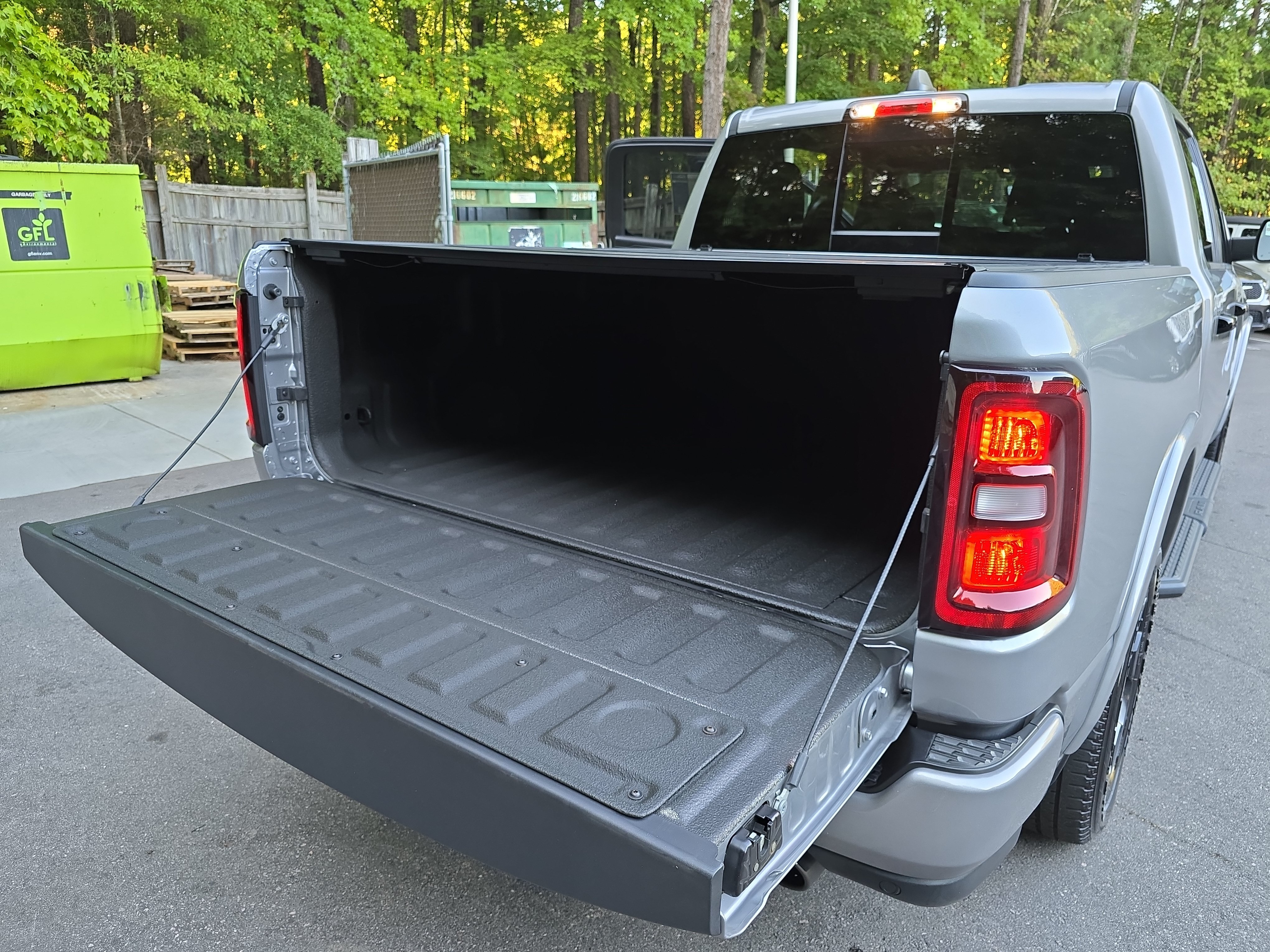 Used 2025 RAM 1500 Big Horn AWD/4WD image 13