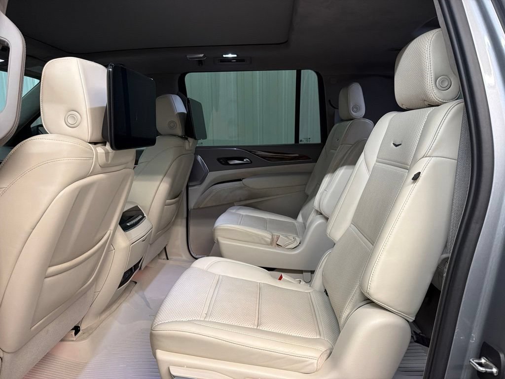 Used 2024 Cadillac Escalade ESV Sport Platinum AWD/4WD image 20