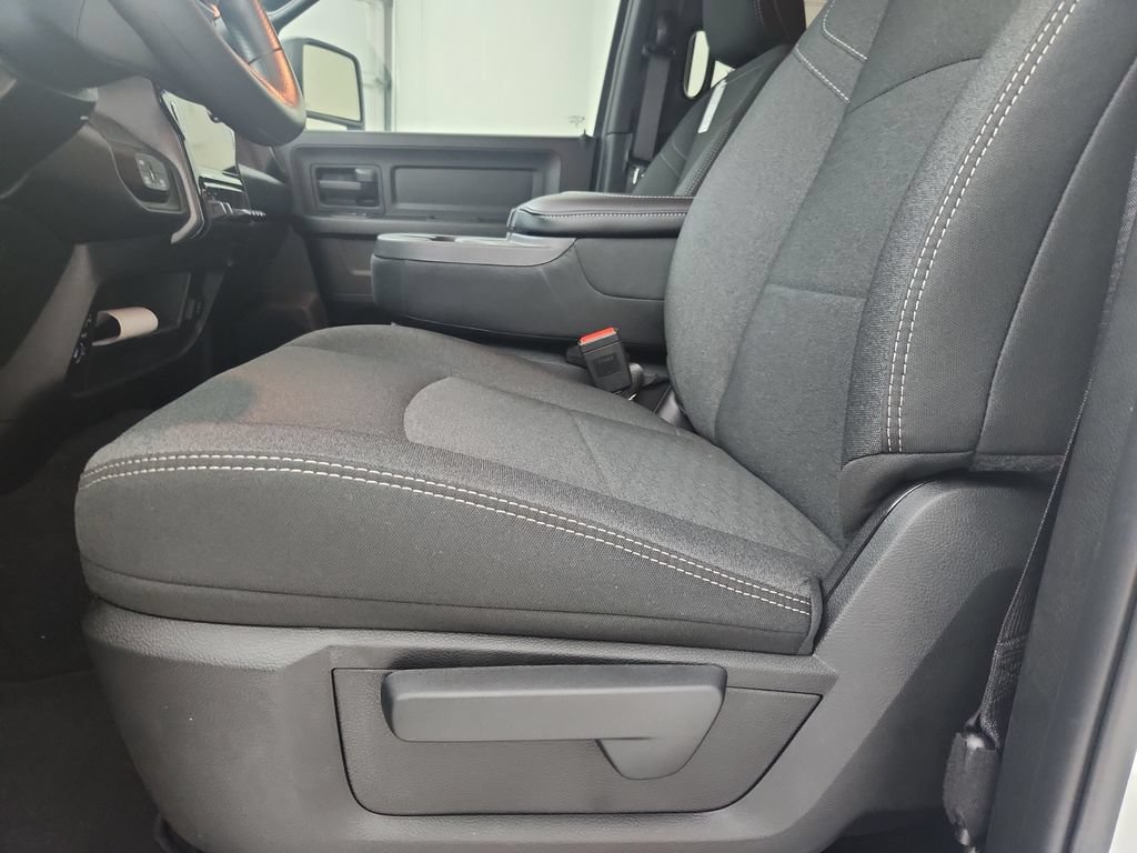 New 2026 RAM 2500 Tradesman AWD/4WD image 11