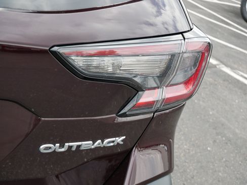 Used 2024 Subaru Outback Limited AWD/4WD image 16