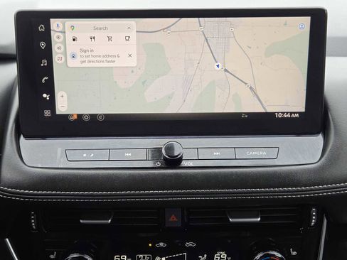 Used 2024 Nissan Rogue SL w/ SL Premium Package image 17