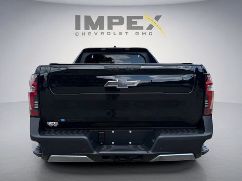 Used 2026 Chevrolet Silverado EV Trail Boss AWD/4WD image 4