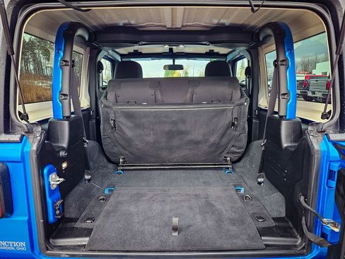 Certified 2022 Jeep Wrangler Sport S image 28