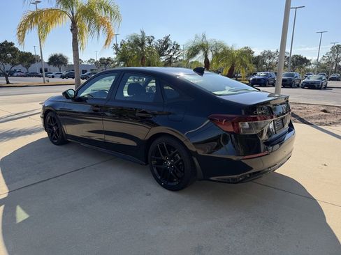 Certified 2025 Honda Civic Sport image 6