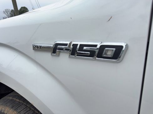 Used 2011 Ford F150 XLT w/ XLT Chrome Pkg image 5