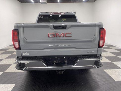 Used 2024 GMC Sierra 1500 SLE AWD/4WD image 3