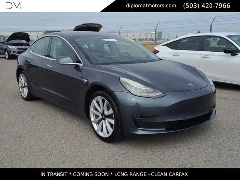 Used 2018 Tesla Model 3 Long Range RWD image 3