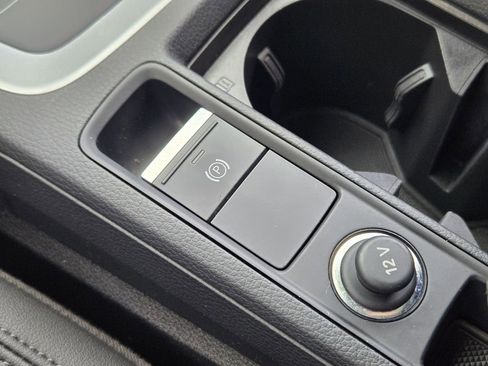 Certified 2023 Audi Q3 2.0T Premium Plus w/ Premium Plus Package image 27