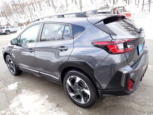 Used 2024 Subaru Crosstrek 2.5i Limited w/ Crosstrek Mirror Package image 8