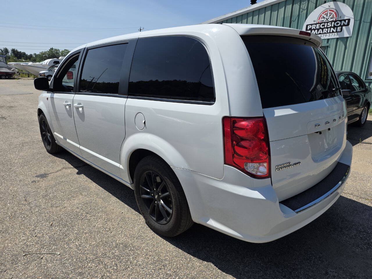 Used 2019 Dodge Grand Caravan GT FWD image 13