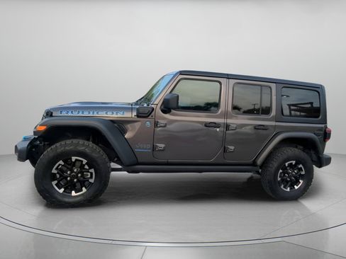 Used 2025 Jeep Wrangler Unlimited Rubicon 4xe w/ Convenience Group image 14