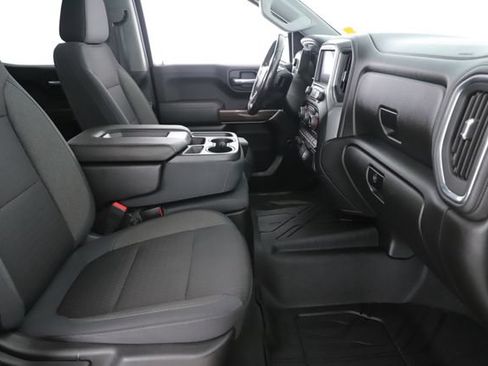 Used 2019 Chevrolet Silverado 1500 RST w/ Convenience Package AWD/4WD image 29
