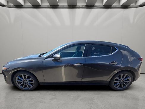 Used 2021 MAZDA MAZDA3 s FWD image 3