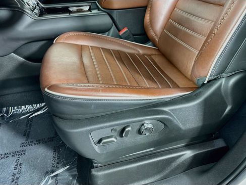 Certified 2024 GMC Yukon Denali Ultimate AWD/4WD image 24