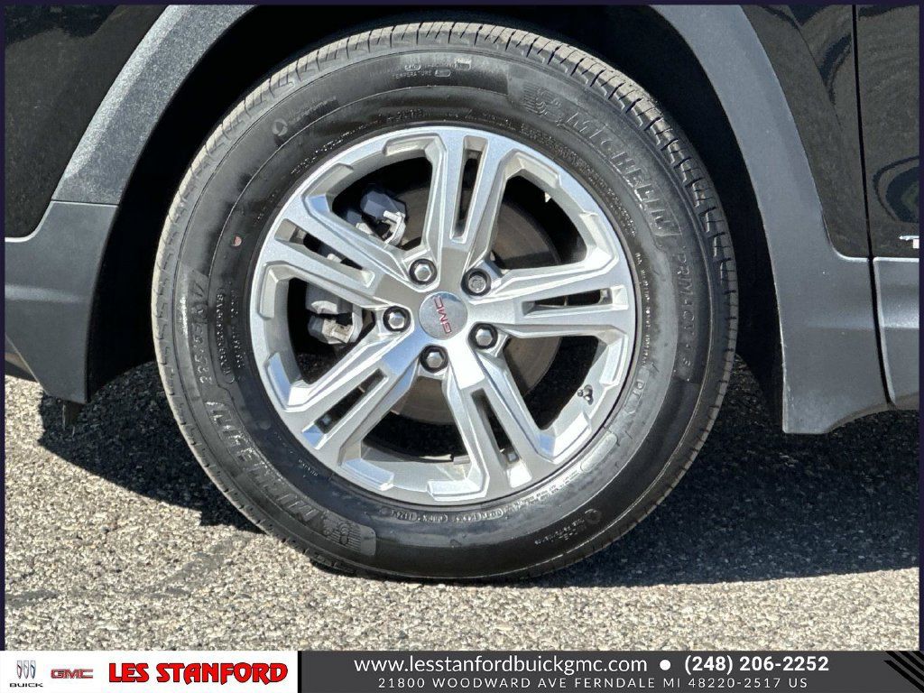 Used 2024 GMC Terrain SLE FWD image 10