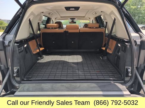 Used 2022 BMW X7 xDrive40i w/ Premium Package AWD/4WD image 26