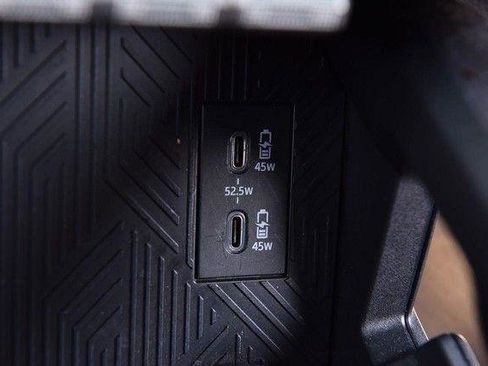 Used 2025 Toyota 4Runner SR5 image 15