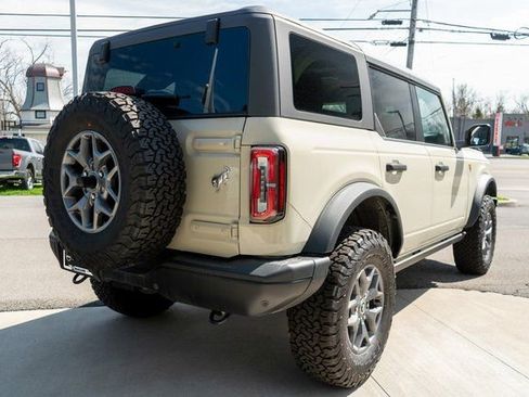 New 2025 Ford Bronco Badlands AWD/4WD image 5