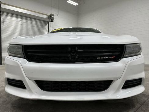 Used 2023 Dodge Charger SXT RWD image 10