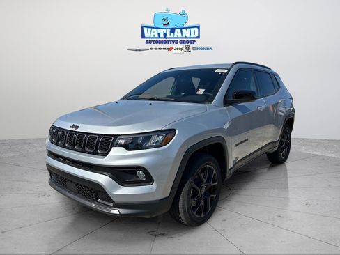 New 2026 Jeep Compass Latitude image 30